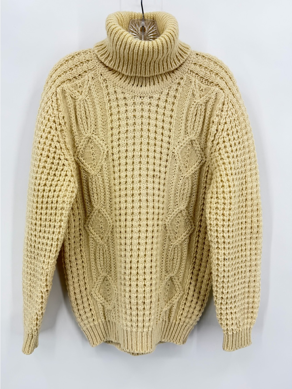Gaeltarra Handloomed  Aran Cableknit Turtkeneck Sweater Wool Size 38
